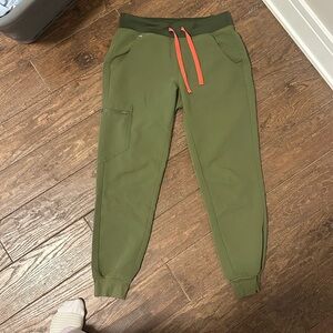 Figs Olive Jogger Pant